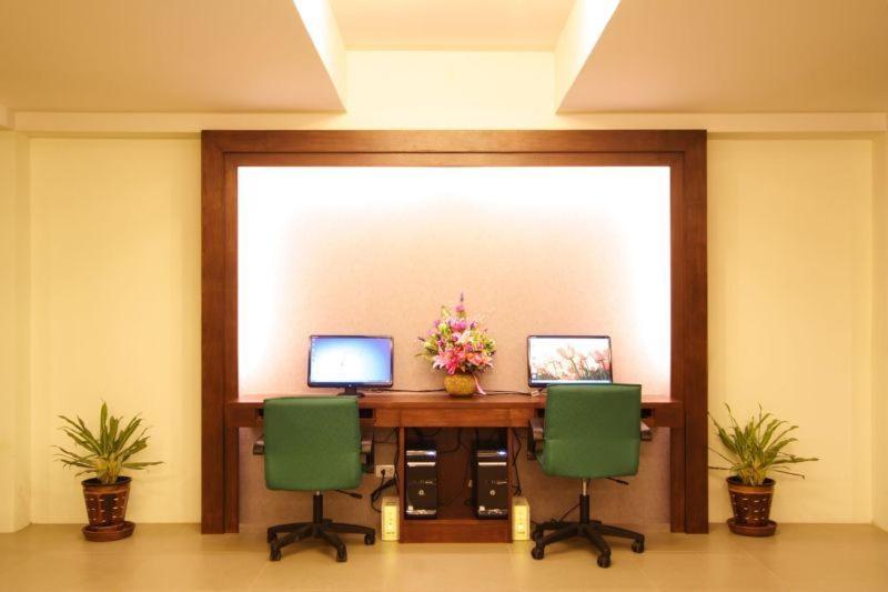 Kalim Beach Place Patong Exterior foto